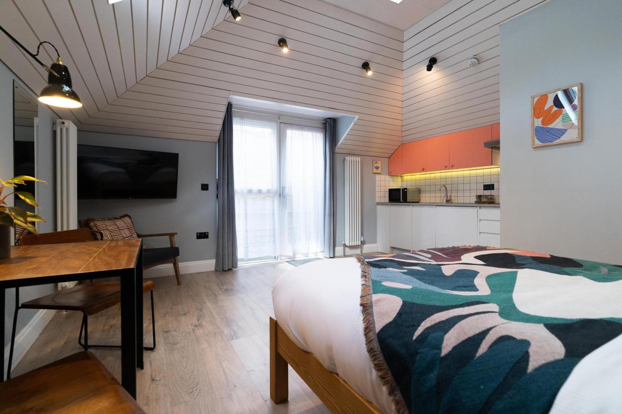 Room2 London Hammersmith Townhouse Exterior photo