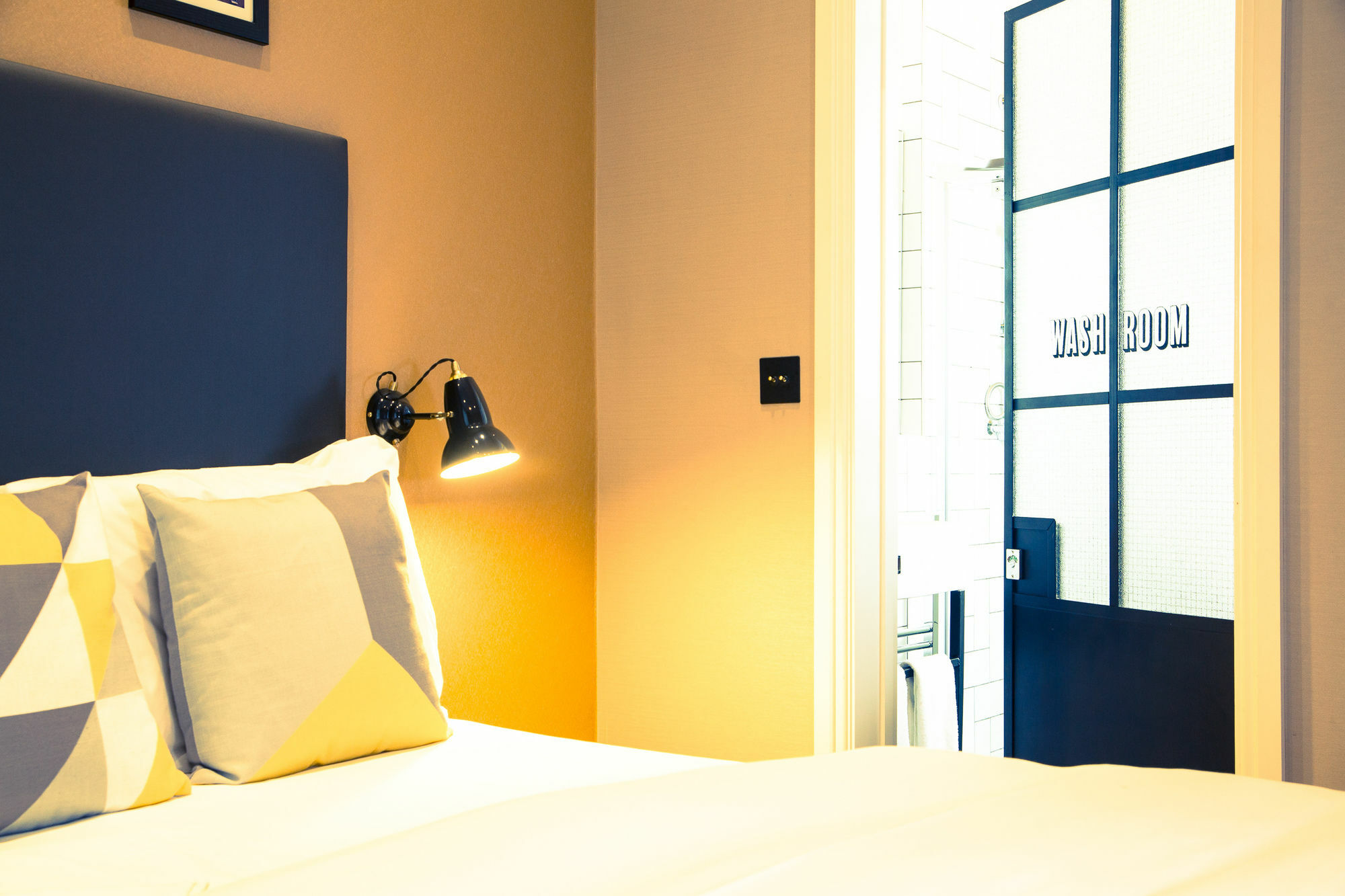 Room2 London Hammersmith Townhouse Exterior photo
